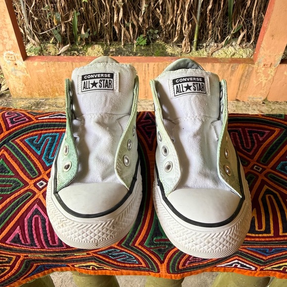 Converse Chuck Taylor All Star Madison Low White Sneakers Size Womens 7 557971F - Picture 3 of 7